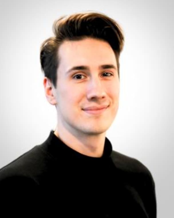 Portrait photo of Erik Kindler