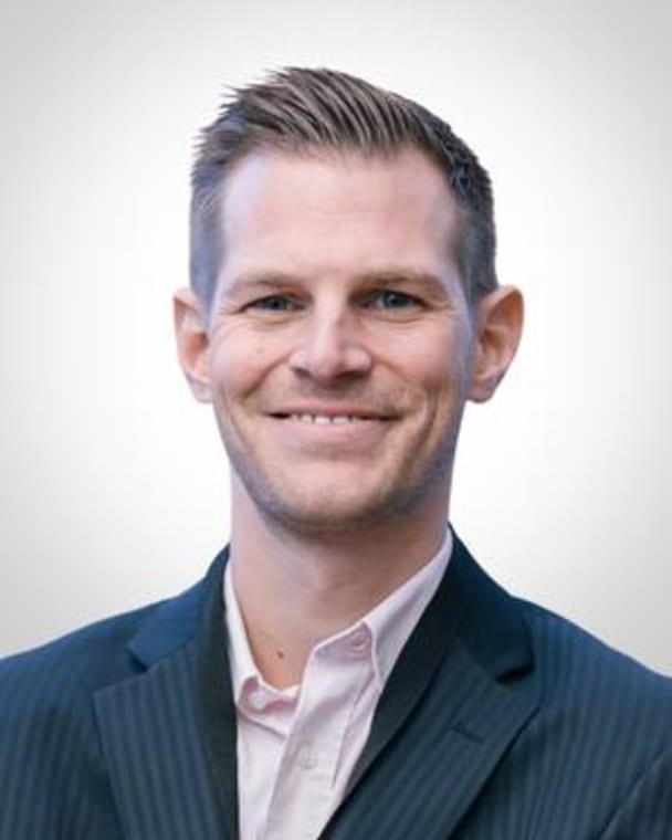 Portrait photo of Steffen Grunwald