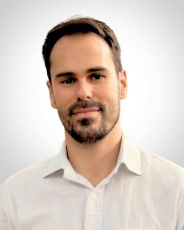 Portrait photo of Anthony Forge