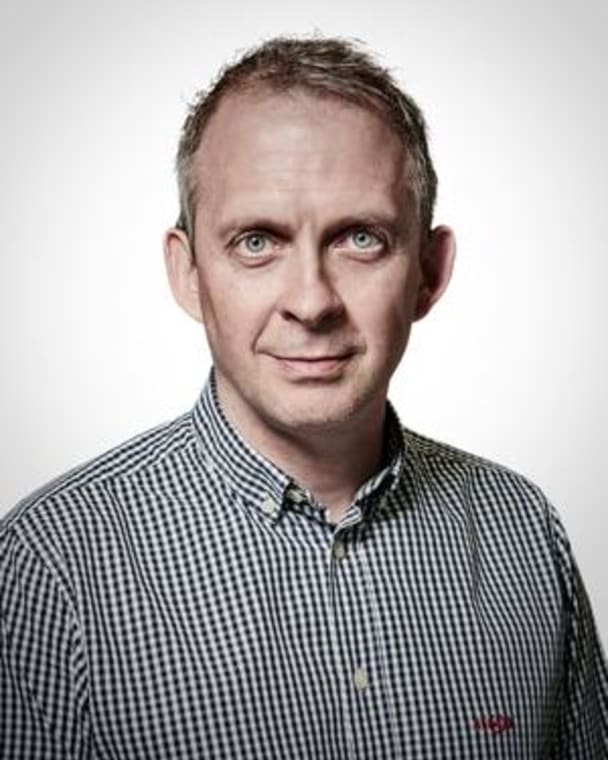 Portrait photo of Ian Charlesworth