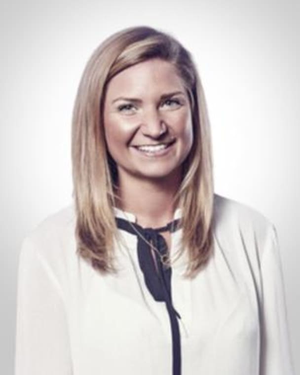 Portrait photo of Joelle Mullin