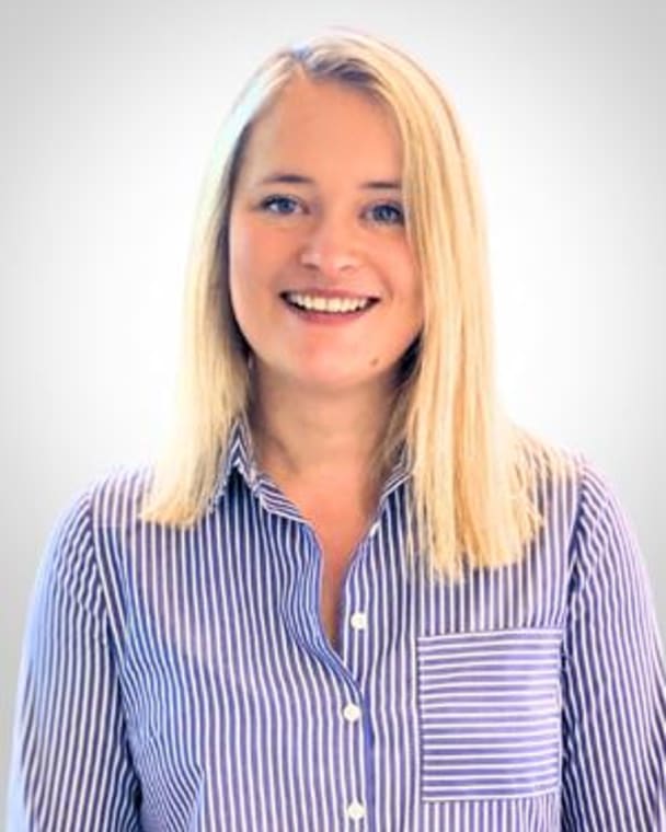 Portrait photo of Nicola Clare
