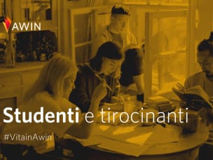 Ragazzi che studiano insieme 