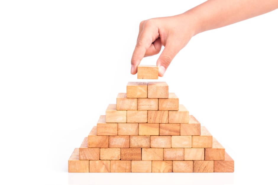 Pyramide bauen