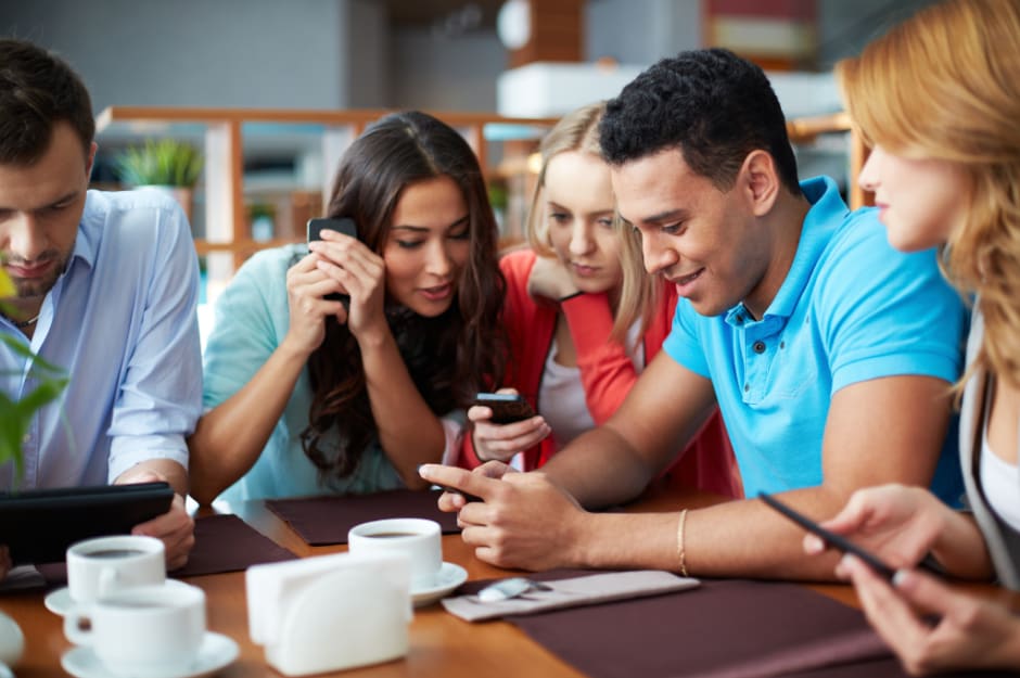 Colleagues learning how to drive more website traffic to boost their business