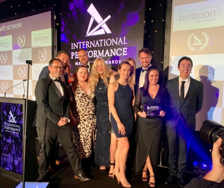 Awin MitarbeiterInnen bei den International Performance Marketing Awards für drei Auszeichnungen