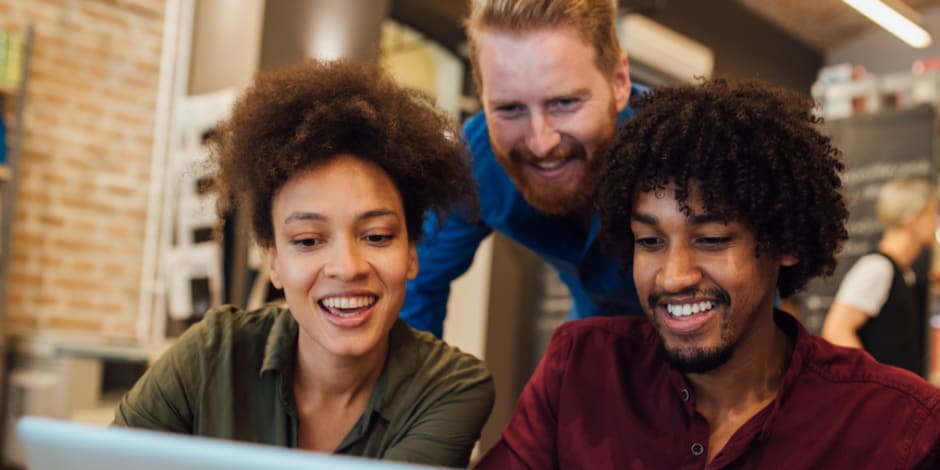 Advertiser schauen sich Awins neue Partner Discovery an