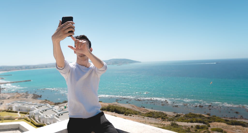 Influencer selfie