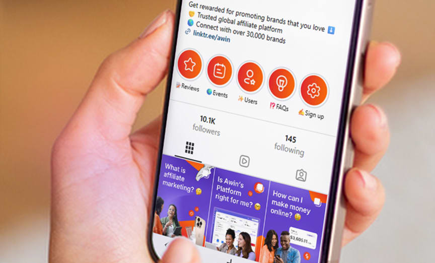 Instagram profile showing a clickable bio link